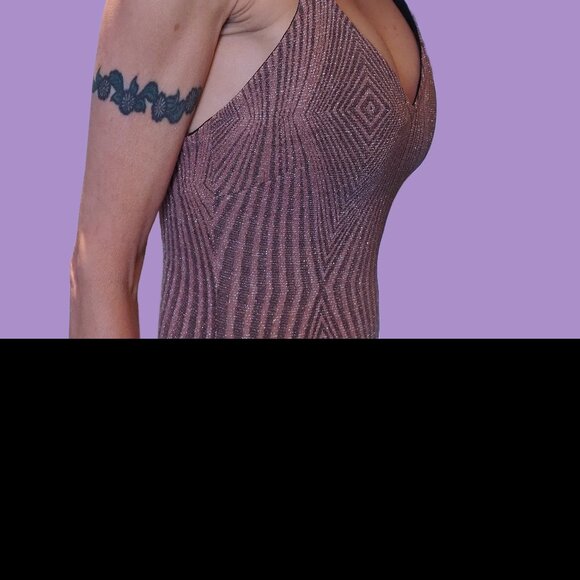 Dress - Picture 2 of 4